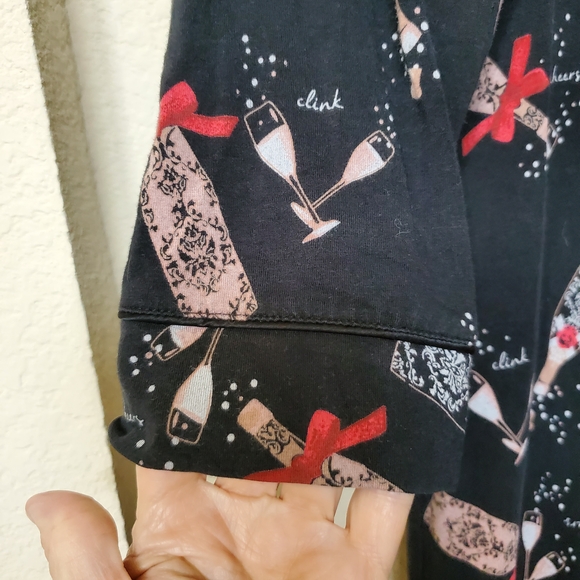 Soma 3/4 Sleeve Cheers Nightgown.  Size Medium - Picture 2 of 4